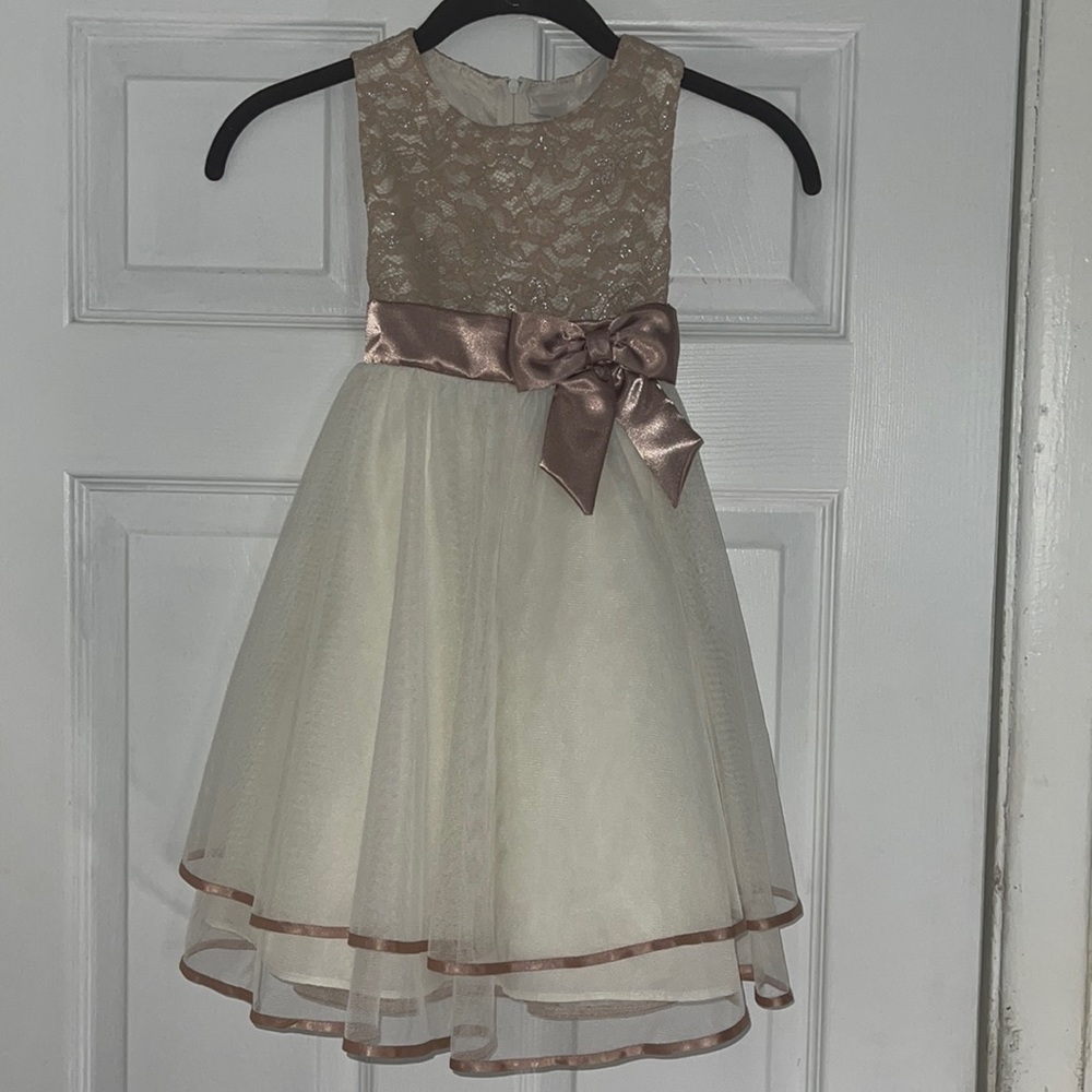 Gorgeous Little Girls Formal Dress